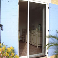 moustiquaire store modele 05